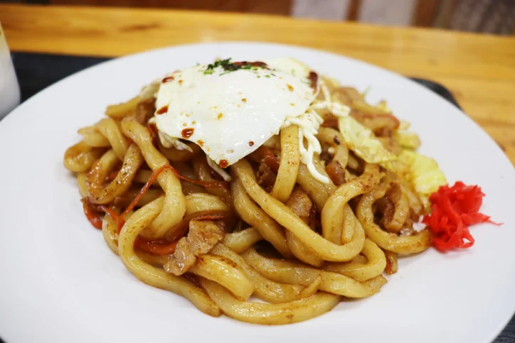旬菜房あぐりのオムうどん