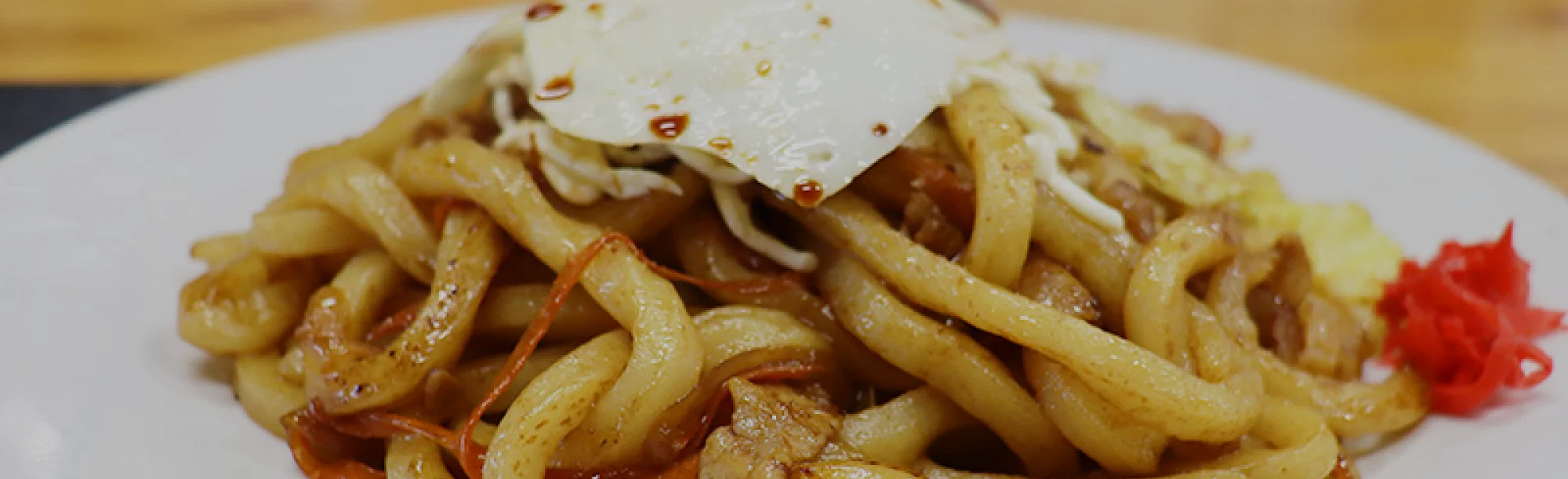 自家製手打ちのオムうどん